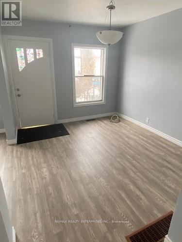 396 Macnab Street N, Hamilton, ON - Indoor Photo Showing Other Room