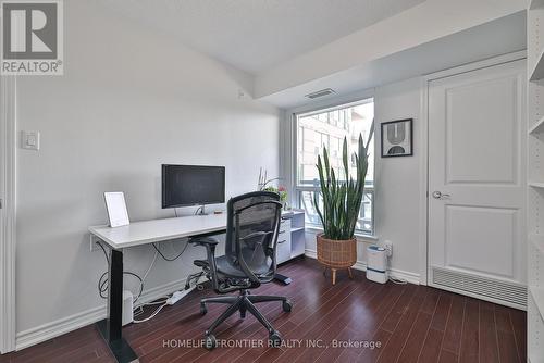 201 - 920 Sheppard Avenue W, Toronto, ON - Indoor Photo Showing Office