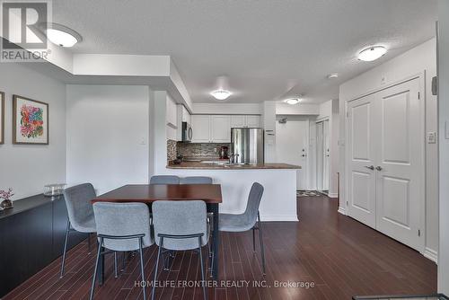 201 - 920 Sheppard Avenue W, Toronto, ON - Indoor Photo Showing Other Room