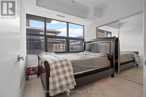 414 - 1604 Charles Street, Whitby, ON - Indoor Photo Showing Bedroom