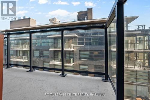 414 - 1604 Charles Street, Whitby, ON - Outdoor