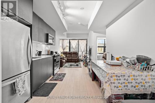 414 - 1604 Charles Street, Whitby, ON - Indoor