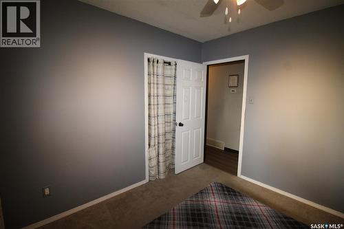 724 4Th Street E, Shaunavon, SK - Indoor Photo Showing Other Room