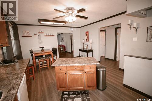 724 4Th Street E, Shaunavon, SK - Indoor