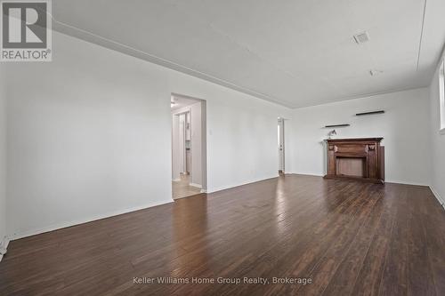 228 Connaught Street, Kitchener, ON - Indoor