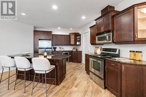 407 - 250 Pall Mall Street, London East (East F), ON - Indoor Photo Showing Kitchen With Stainless Steel Kitchen