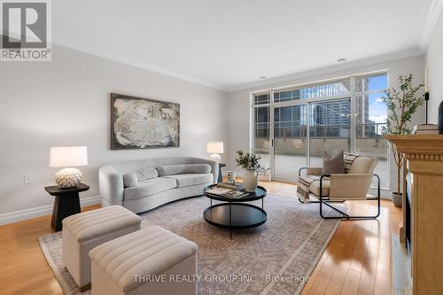 407 - 250 Pall Mall Street, London East (East F), ON - Indoor Photo Showing Living Room