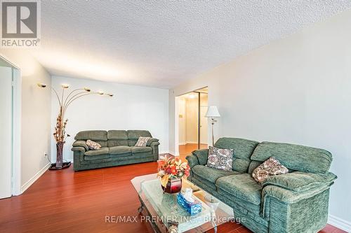 2308 - 75 Graydon Hall Drive, Toronto, ON - Indoor Photo Showing Living Room