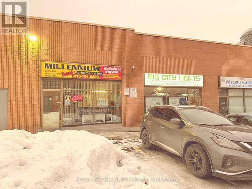 B8 - 2370 Midland Avenue, Toronto, ON 