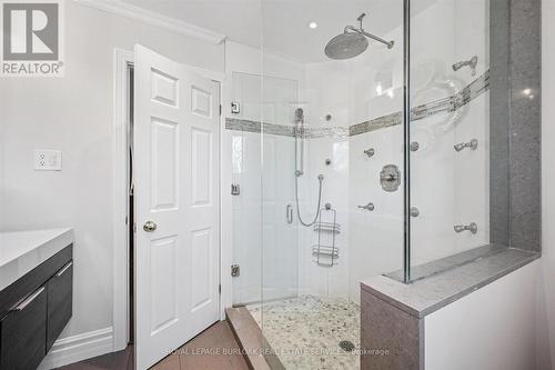 4069 Lakeshore Road, Burlington, ON - Indoor Photo Showing Bathroom