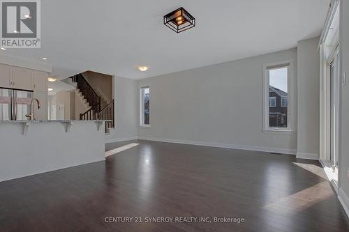 708 Taliesin Crescent, Ottawa, ON - Indoor Photo Showing Other Room