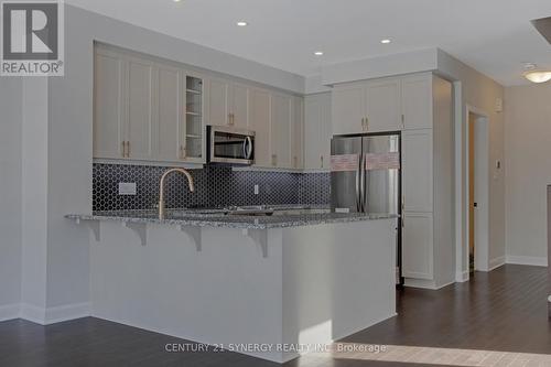 708 Taliesin Crescent, Ottawa, ON - Indoor Photo Showing Kitchen