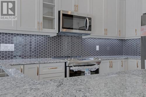 708 Taliesin Crescent, Ottawa, ON - Indoor Photo Showing Kitchen