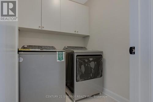 708 Taliesin Crescent, Ottawa, ON - Indoor Photo Showing Laundry Room