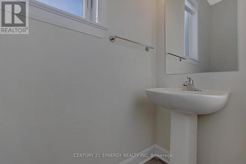 708 Taliesin Crescent, Ottawa, ON - Indoor Photo Showing Bathroom