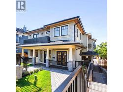 265 W 6TH STREET  North Vancouver, BC V7M 1K7