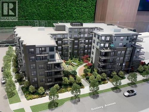 704 599 DANSEY AVENUE  Coquitlam, BC V3K 3E9