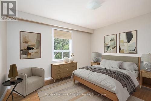 543 Pinegrove Road, Oakville (Wo West), ON - Indoor Photo Showing Bedroom
