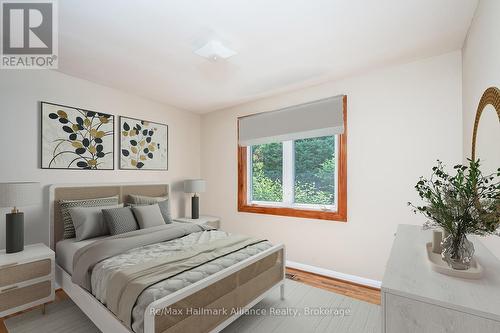 543 Pinegrove Road, Oakville (Wo West), ON - Indoor Photo Showing Bedroom