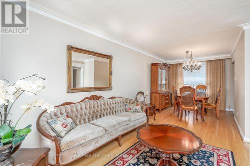 543 Pinegrove Road, Oakville (Wo West), ON - Indoor