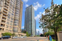 719 - 225 WEBB DRIVE  Mississauga, ON M5V 3E7