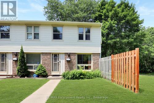 15 - 165 GREEN VALLEY DRIVE  Kitchener, ON N2P 1K3