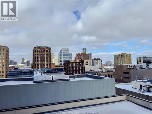 150 Park West Unit# 708, Windsor, ON - Outdoor With View