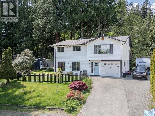 1453 DAVIDSON ROAD  Gibsons, BC V0N 1V6