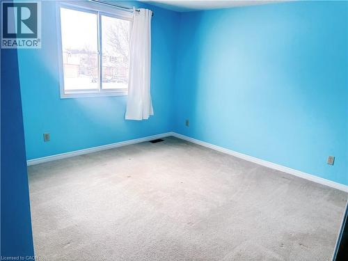 108 Jackpine Place, Waterloo, ON - Indoor Photo Showing Other Room