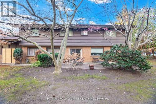 2264 Courrier Lane, Mississauga, ON - Outdoor