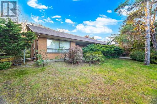 2264 Courrier Lane, Mississauga, ON - Outdoor