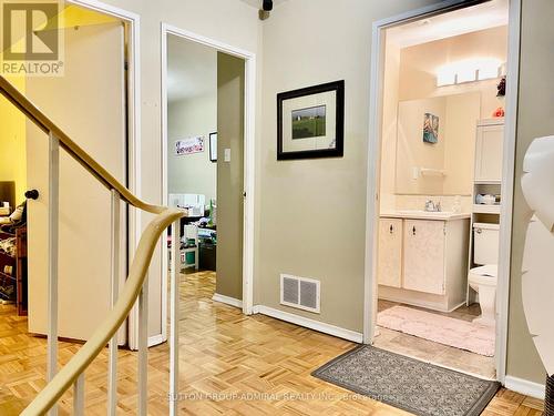 14 - 23 Four Winds Drive, Toronto, ON - Indoor