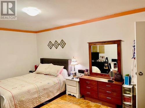 14 - 23 Four Winds Drive, Toronto, ON - Indoor Photo Showing Bedroom