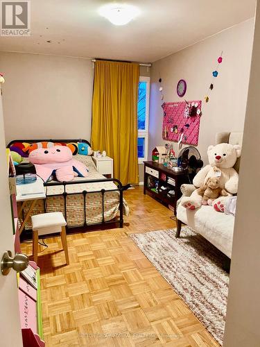 14 - 23 Four Winds Drive, Toronto, ON - Indoor