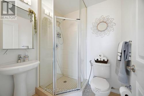 307 - 1284 Guelph Line, Burlington, ON - Indoor Photo Showing Bathroom