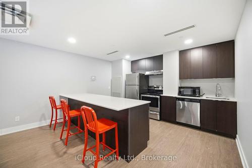 307 - 1284 Guelph Line, Burlington, ON - Indoor