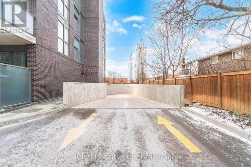 307 - 1284 Guelph Line, Burlington, ON - Outdoor