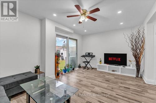 11 Great Oak Court, Brampton, ON - Indoor