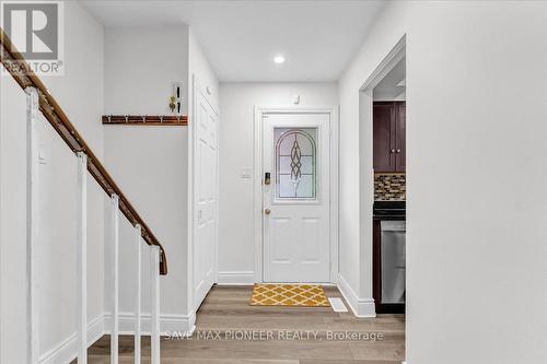 11 Great Oak Court, Brampton, ON - Indoor Photo Showing Other Room