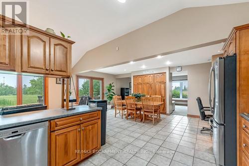 70 Sawmill Road, Haldimand, ON - Indoor