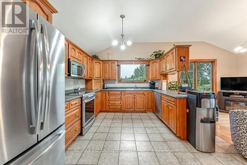 70 Sawmill Road, Haldimand, ON - Indoor Photo Showing Kitchen