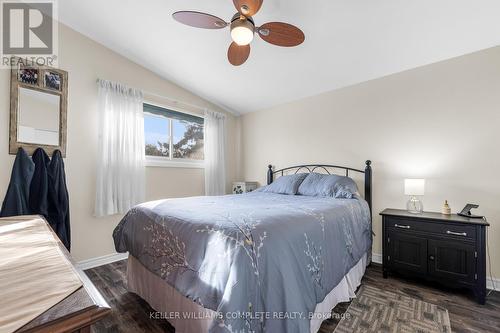 77 Lawfield Drive, Hamilton, ON - Indoor Photo Showing Bedroom