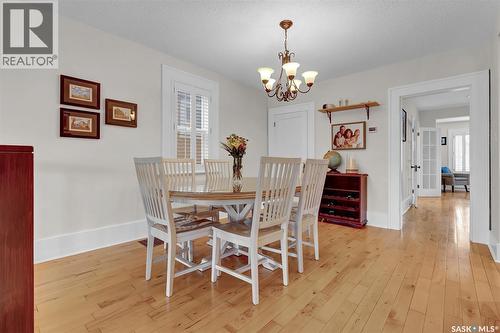 2736 Regina Avenue, Regina, SK - Indoor Photo Showing Dining Room