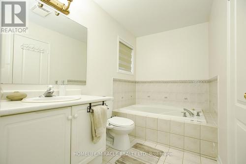 20 Culture Crescent, Brampton, ON - Indoor Photo Showing Bathroom