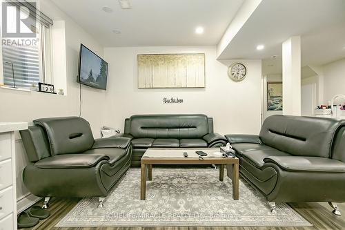 20 Culture Crescent, Brampton, ON - Indoor Photo Showing Living Room