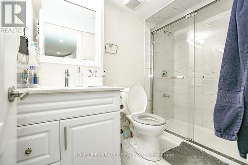 20 Culture Crescent, Brampton, ON - Indoor Photo Showing Bathroom