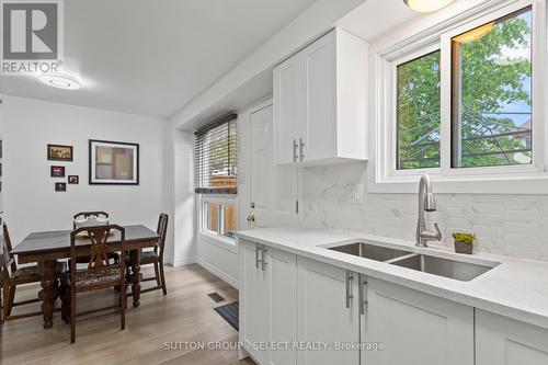 64 - 40 Tiffany Drive, London East (East I), ON - Indoor Photo Showing Kitchen With Double Sink