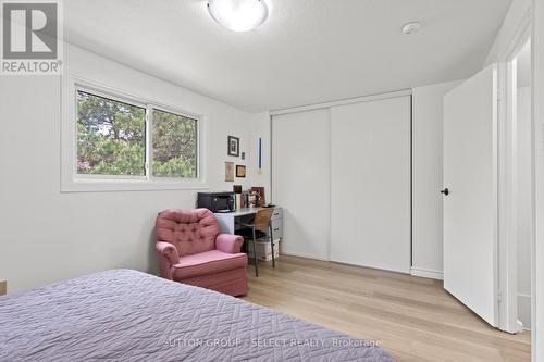 64 - 40 Tiffany Drive, London East (East I), ON - Indoor Photo Showing Bedroom