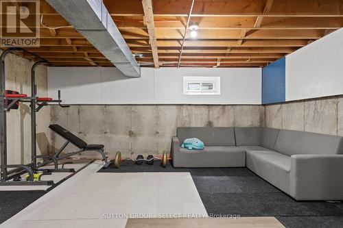 64 - 40 Tiffany Drive, London East (East I), ON - Indoor