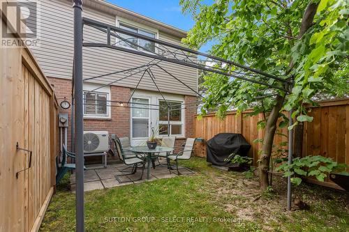 64 - 40 Tiffany Drive, London East (East I), ON - Outdoor